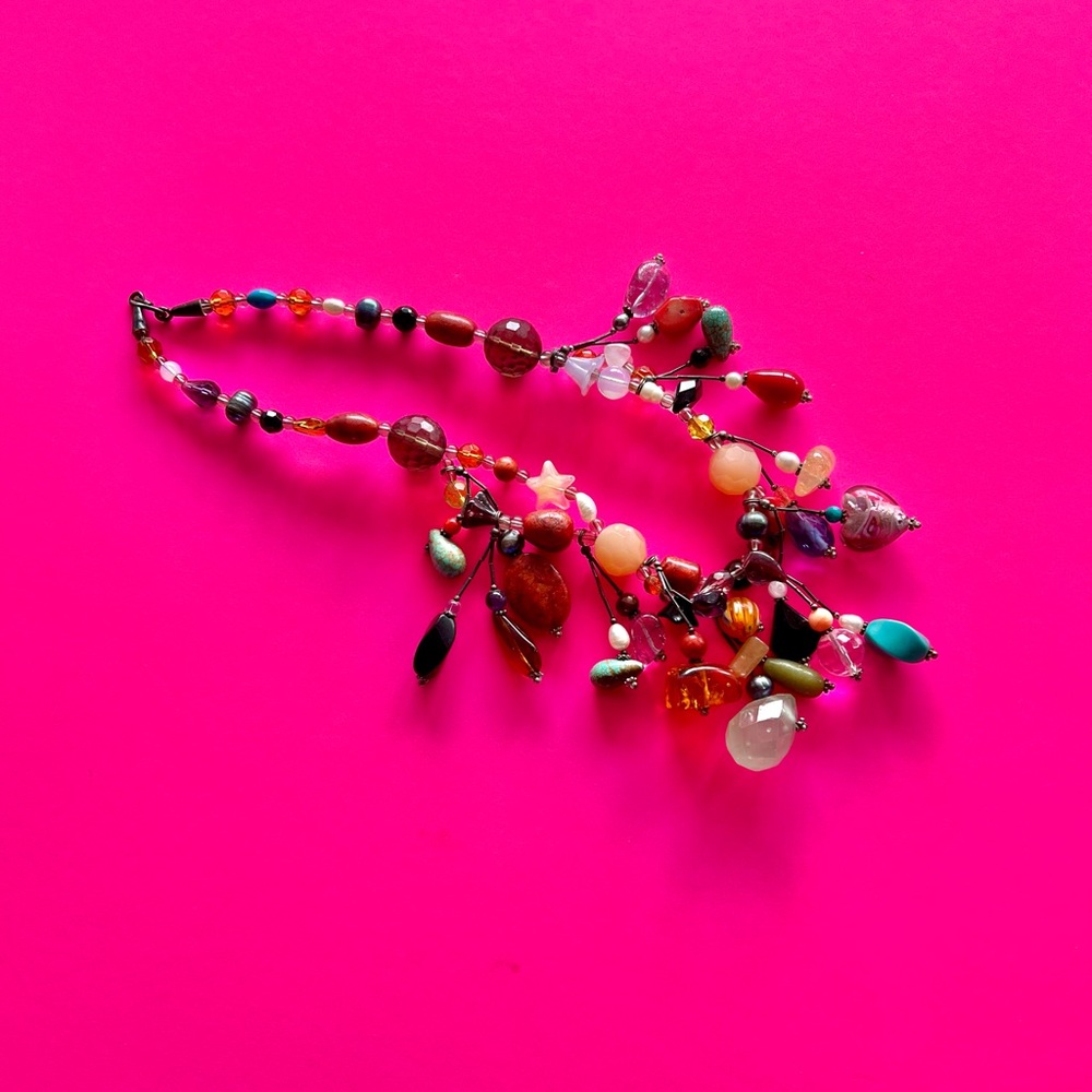 JEWELRY DESIGNER CREATED Beautiful, unique and fun necklace.